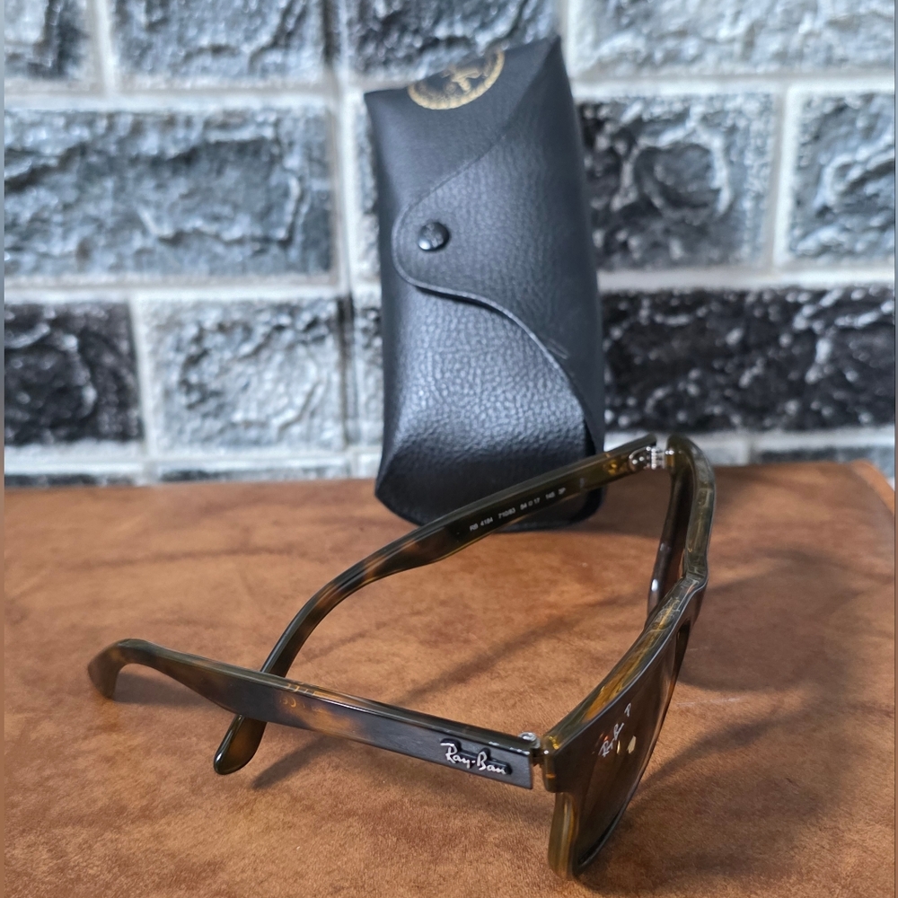 Ray-Ban Brown Sunglasses with Case - Picture 4 of 8